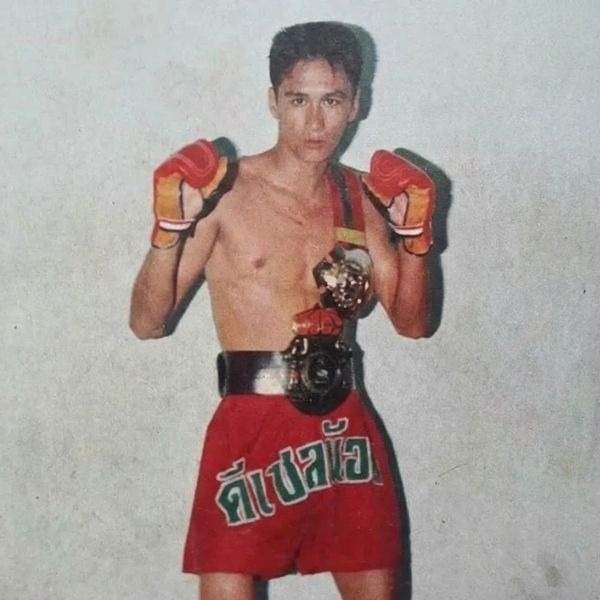 ชื่อ นัก มวยไทย ดีเซลน้อย ช.ธนะสุกาญจน์